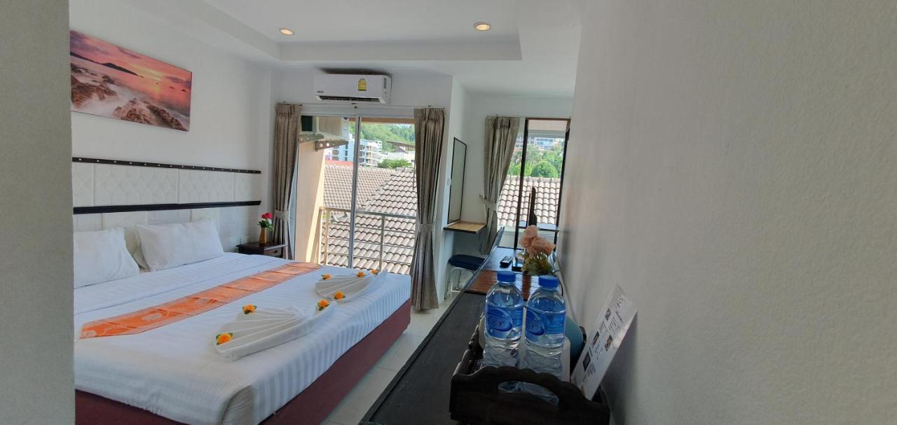 At Home Hotel Patong Exterior foto