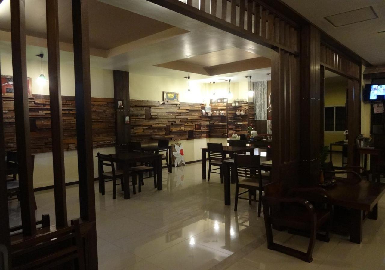At Home Hotel Patong Exterior foto