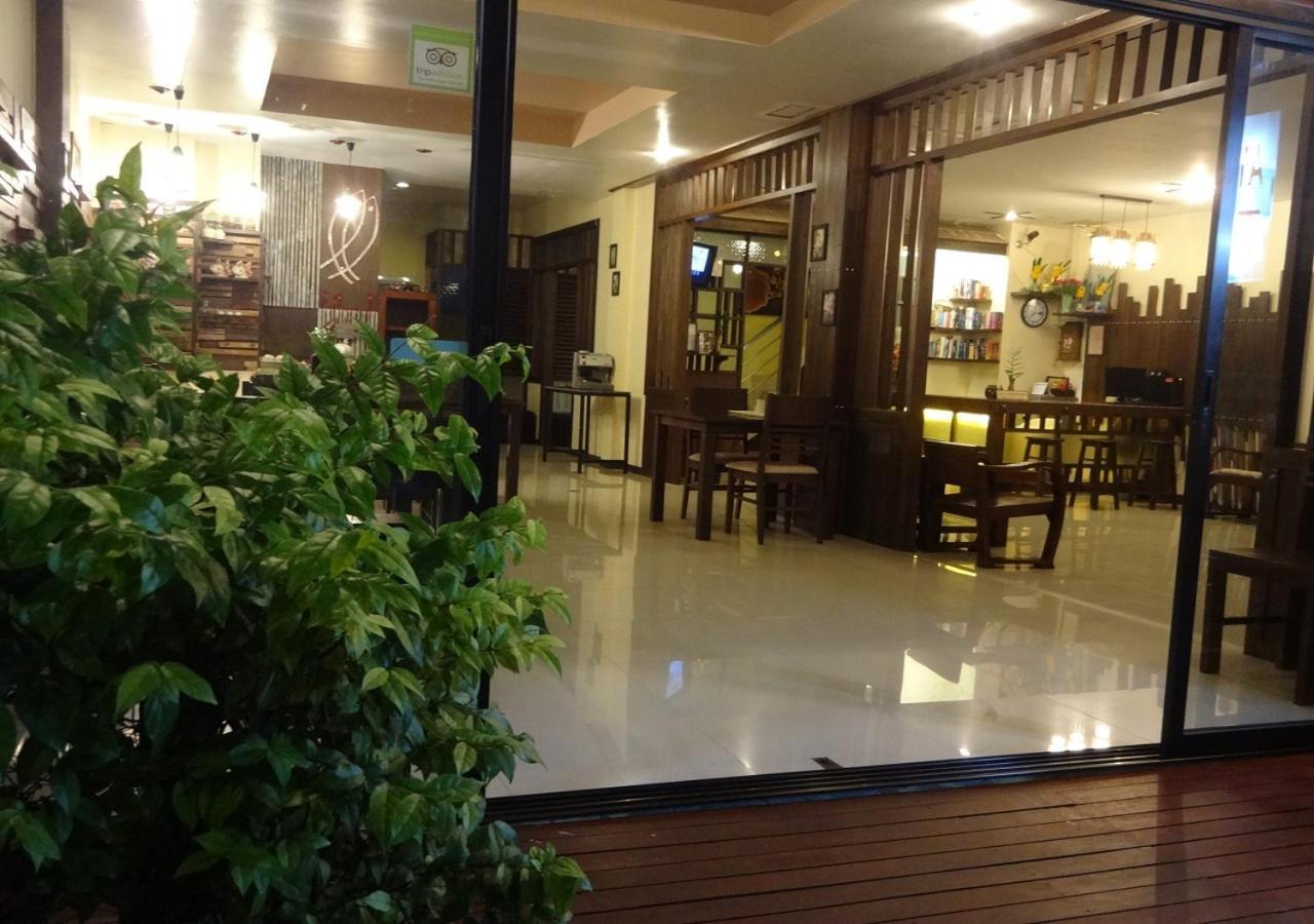 At Home Hotel Patong Exterior foto